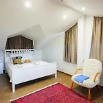 Lidya Villa