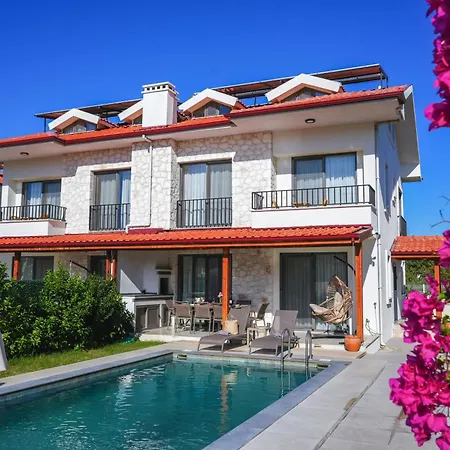 Villa Lidya *